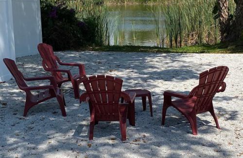 Biggar House | Beach and Boaters Delight!