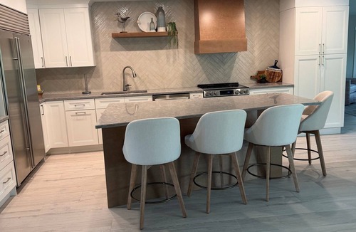 Iona House | Beach Lovers’ Dream Fully Renovated Home minutes to Sanibel & Fort Myers Beaches
