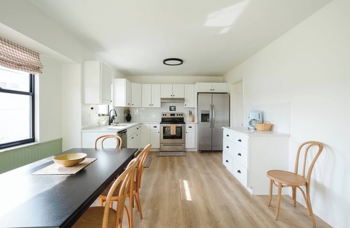 Englewood East House | Beach town modern cottage 3Bed/2Bath house
