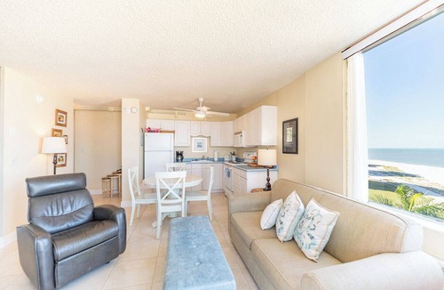 South Island Condo | Beachfront Condo At Bargain Price! Resort Heated Pool! Tennis Courts! Million Dollar View!