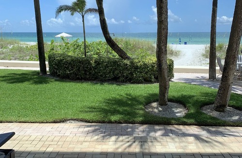 Belleair Beach Condo | Beachfront condo Belleair Beach