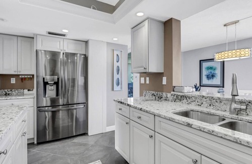 Vanderbilt Beach Condo | Beachfront Paradise - Summer/Fall Reduced 10% - Updated Luxury 3 BR, 2 BA, 3rd Floor Condo!