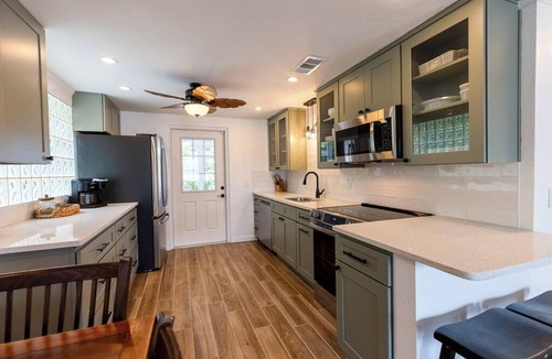 Anna Maria House | Beachy Boathouse Cottage, 2 BR,1BA, Private Pool, Steps to Beach and Bay-