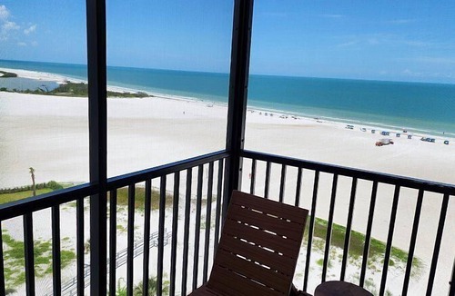 South Island Condo | Beautiful 10TH Floor, Gulf-front Condo at Island Winds Perfect For Families! Washer and Dryer in Condo, Designated Parking, Central Air, Free Wifi - Click for reviews!