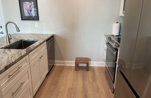 Edgewood Condo | Beautiful 2-BR, 2-Bath Riverfront Condo near the Heart of downtown Ft. Myers