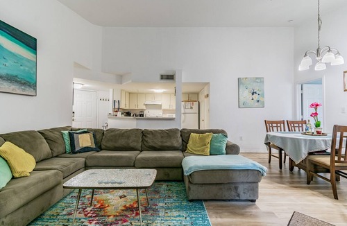 Clearwater Condo | BEAUTIFUL CONDO MINUTES FROM GORGEOUS BEACHES & FAMILY ATTRACTIONS