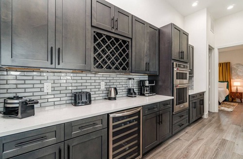 Yacht Club House | Beautiful, fun home w/3 masters, pool & spa