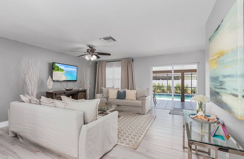 Central Naples House | Beautiful house w/Private Heated Pool, minutes from beaches, golf & shopping