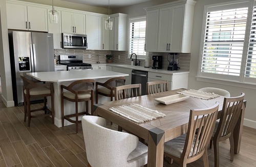 Biggar Villa | Beautiful New Resort in Ft Myers Florida.