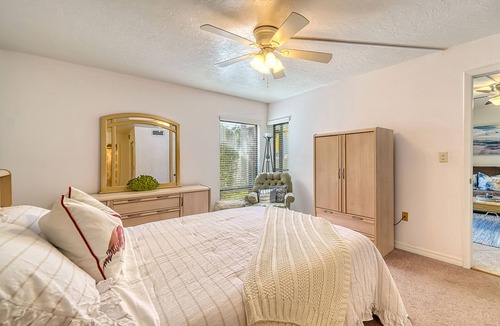 Gulf Gate Estates Condo | Beautiful remodeled condo minutes away from Siesta Key!