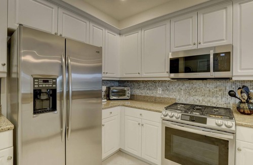Fort Myers House | Beautiful Townhome in Amenities Rich Verandah of Fort Myers!