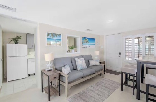Fort Myers Beach House | Best Location on FMB! AWESOME SALTWATER POOL! WALK EVERYWHERE! 1st floor unit