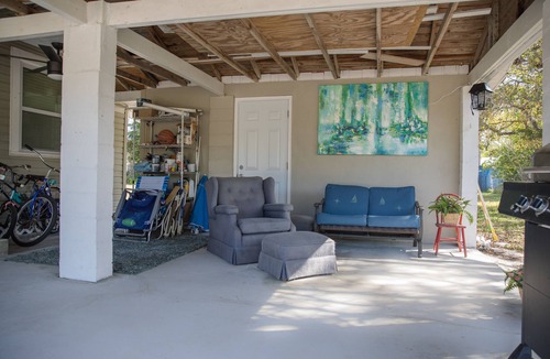 Bonita Springs House | Blocks to Downtown! Sun and Fun Pet Friendly! Long Stays! Priced Right!