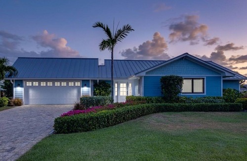 The Dunes House | Blue Horizon Sanibel Golf + Beach Retreat