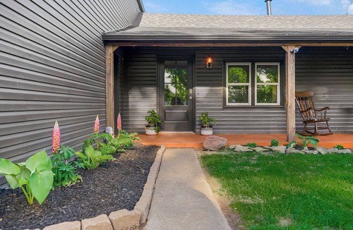 Lee's Summit House | Blue Orchid Inn- Moody Luxe Escape w/Pool on Peaceful Acreage.