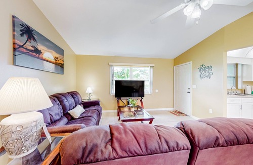 Pebble Beach House | Blue sky retreat near the water with updated living quarters, beach gear, and AC