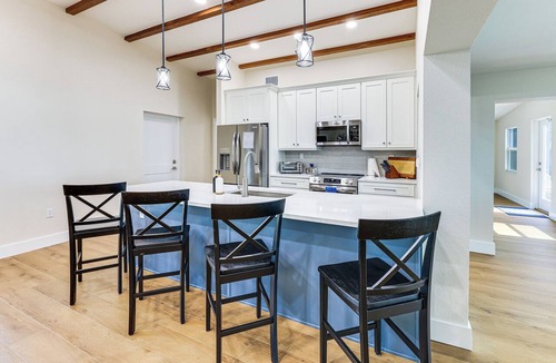 Sylvan Shores House | Boat Dock, Lounge Lanai! Lake Clay Group Retreat