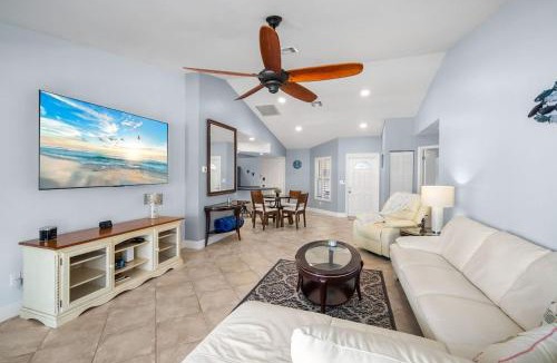 Bonita Springs Villa | Bonita Beach Escape Pool, Bikes & Paddleboards