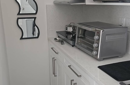 Mariner Apartment | Brand-New Cozy Studio in Vibrant Cape Coral – Fully Equipped & Stylish