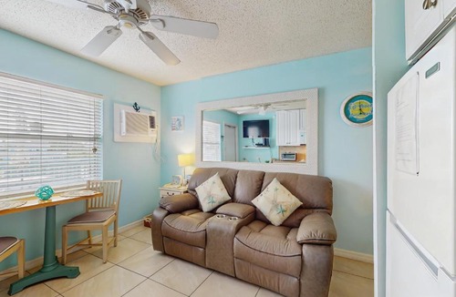 Belleair Beach House | Breezy Belleair 5E