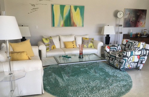 Venice Gardens House | Bright/Comfortable/Fully Equipped Home in Convenient Location Near Beaches