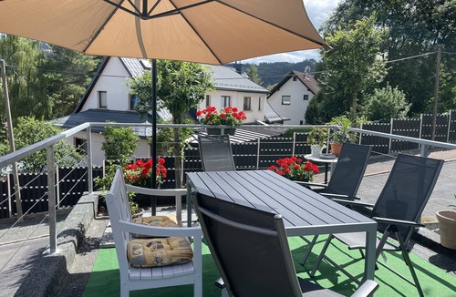 Friedrichroda Condo | Bright, modern, large vacation apartment on a south-facing slope in a climatic health resort