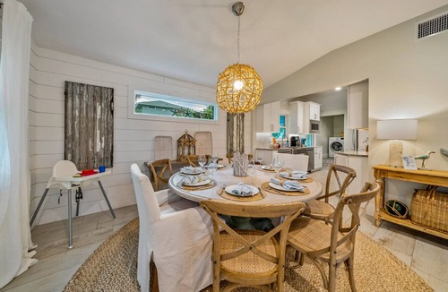 Anna Maria House | CabAnna Maria Beach Block 4 Bedroom 4.5 Bath