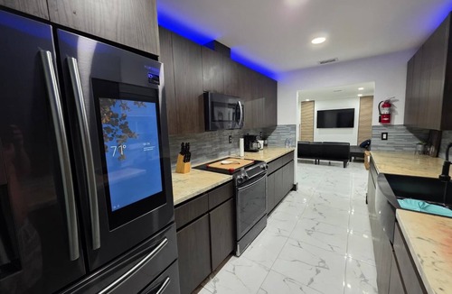 Driftwood House | Casa Martina 3BR Private pool. Near Hard Rock Casino & Stadium & Hollywood Beach