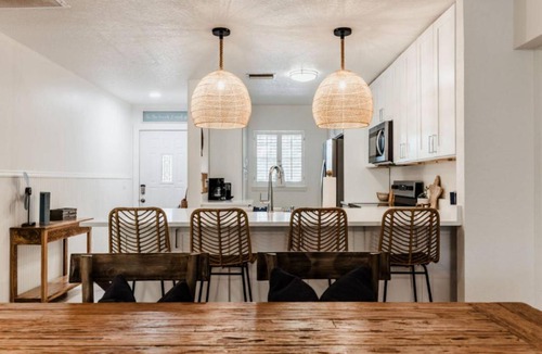 Crystal Beach House | Catch the Breeze on Crystal Beach