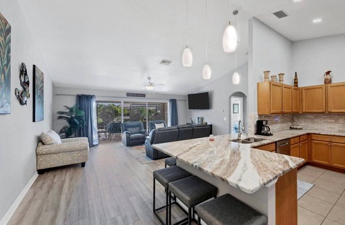 Punta Gorda Resort | Charlotte Harbor - 4 Bed 2 Baths #14400