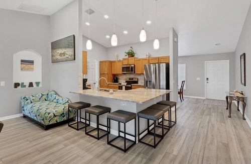 Punta Gorda Resort | Charlotte Harbor - 4 Bed 2 Baths #14400