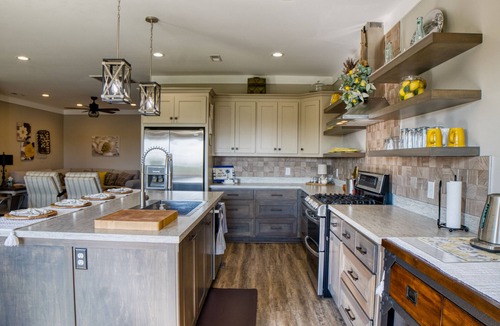 Easley Apartment | Charming 1200 sqft one BR barndominium upstairs apartment with mountain views.