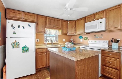 Diplomat Cottage | Charming 2-bedroom, 2-bath cottage with a beach house feel in North Fort Myers