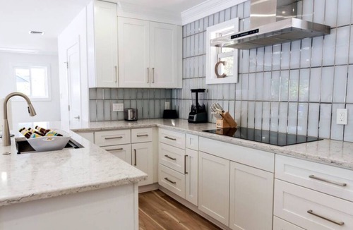 Bonita Springs House | Charming 3-bedroom house in Hickory Bay- on water-North Naples- Bonita Springs-