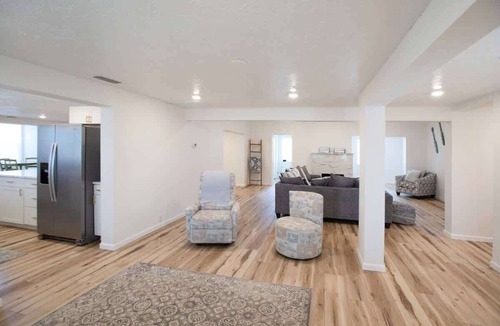 Bayshore Gardens House | Charming 4BR Retreat in Bradenton with Pool