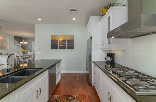 Siesta Key House | "CHATEAU du SOLEIL" SINGLE Family Home 1-1/2 Blocks to Beach Private Pool