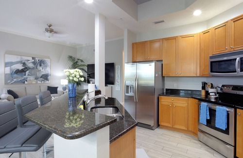 Bonita Shores Condo | CHOSEN BONITA'S FAVORITE and VRBO's PREMIER HOST with 85" TV and 2 KING BEDS!