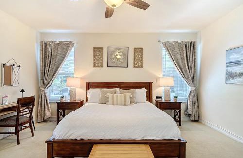 Bonita Springs House | Classic Arcades Heated Pool Home by Beach & Dining
