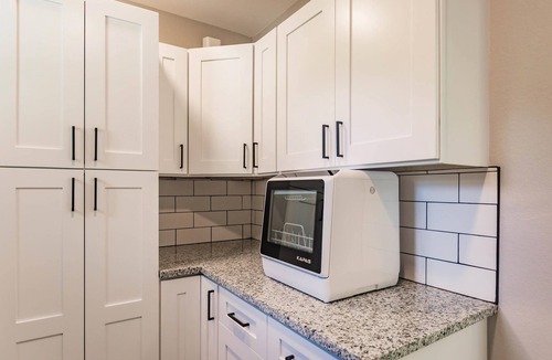 Charlotte Park House | Close to Fisherman's Village, historic downtown, and farmers market