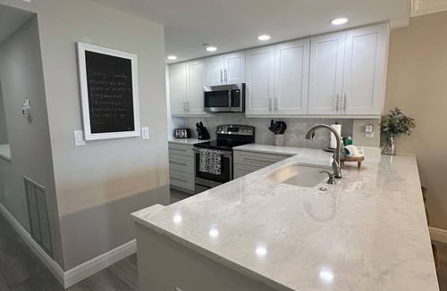 Marco Island Condo | Coastal comfort Somerset 512