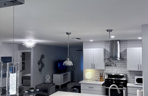 Englewood House | Coastal Home close to Beach,Luxurious Layout ,Resort Style Pool, Hot Tub,