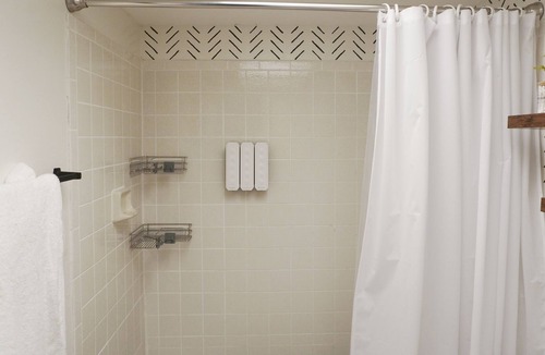Fort Myers Shores Apartment | Coastal Home - Entire Home in Fort Myers