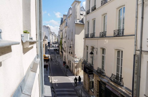 Marais Villa | Cocon Quarters - One Bedroom Villa, Sleeps 2