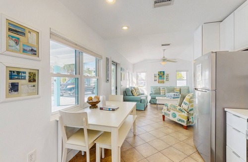Anna Maria Cabin | Colorful beach cottage w/heated private pool & grill area - dog-friendly