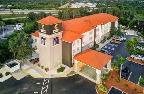 Charlotte County Hotel | Comfort Inn & Suites Port Charlotte-Punta Gorda