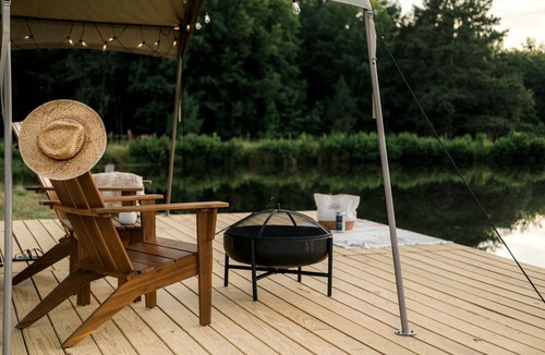 Fountain Inn RV Rental | Comfy Tented Cabin Spectacular for a Couples Retreat in South Carolina