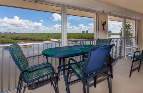 Bonita Springs Condo | Condo ∙ 2 bedrooms ∙ 4 guests