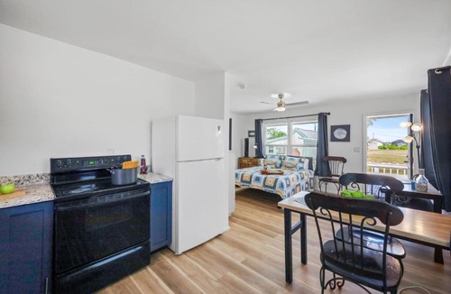 Goodland House | Condo located in Goodland just a short walk from great food