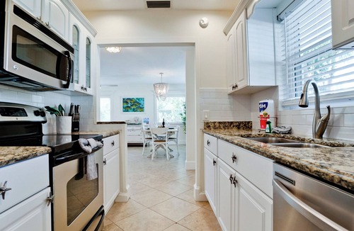 Holmes Beach House | Coral Breeze B – Private Pool, Pets & Beach Days Just Steps Away