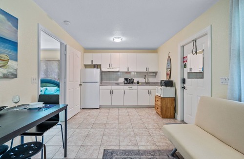 Warm Mineral Springs Apartment | Cozy 1-bedroom apartment walking distance to Warm Mineral Springs